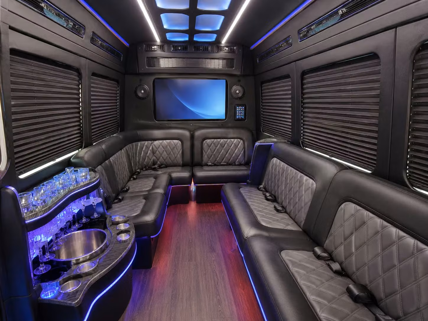 airport transfers and off site meeting shuttles for st charles teams