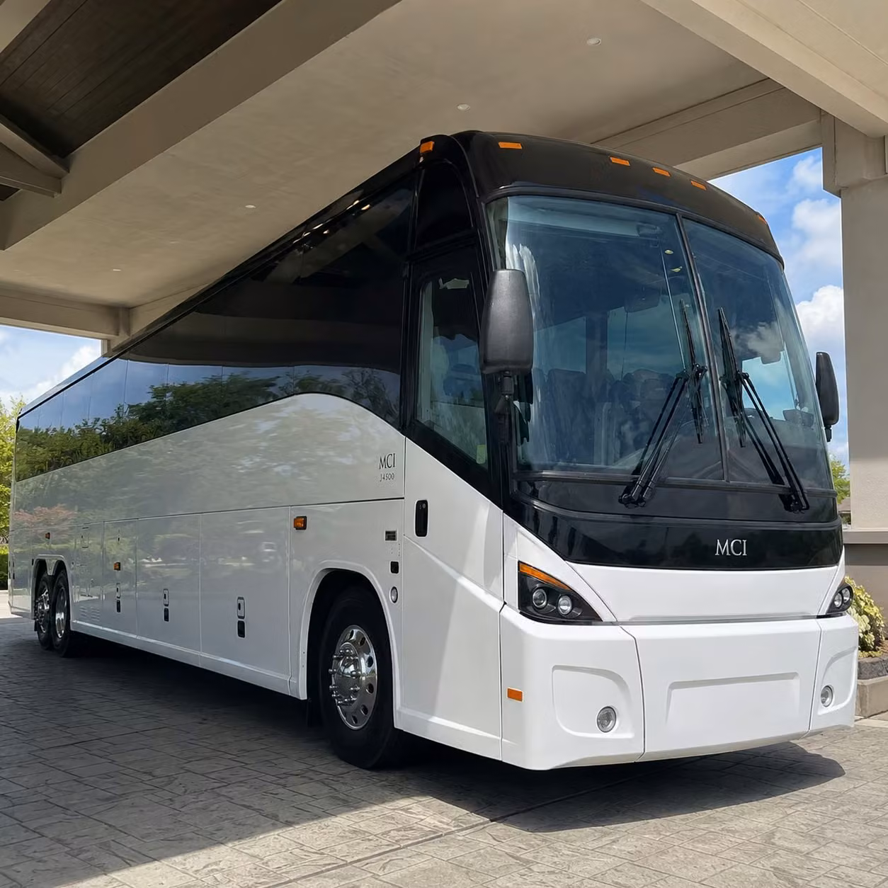 corporate airport transportation for st charles businesses and conference groups