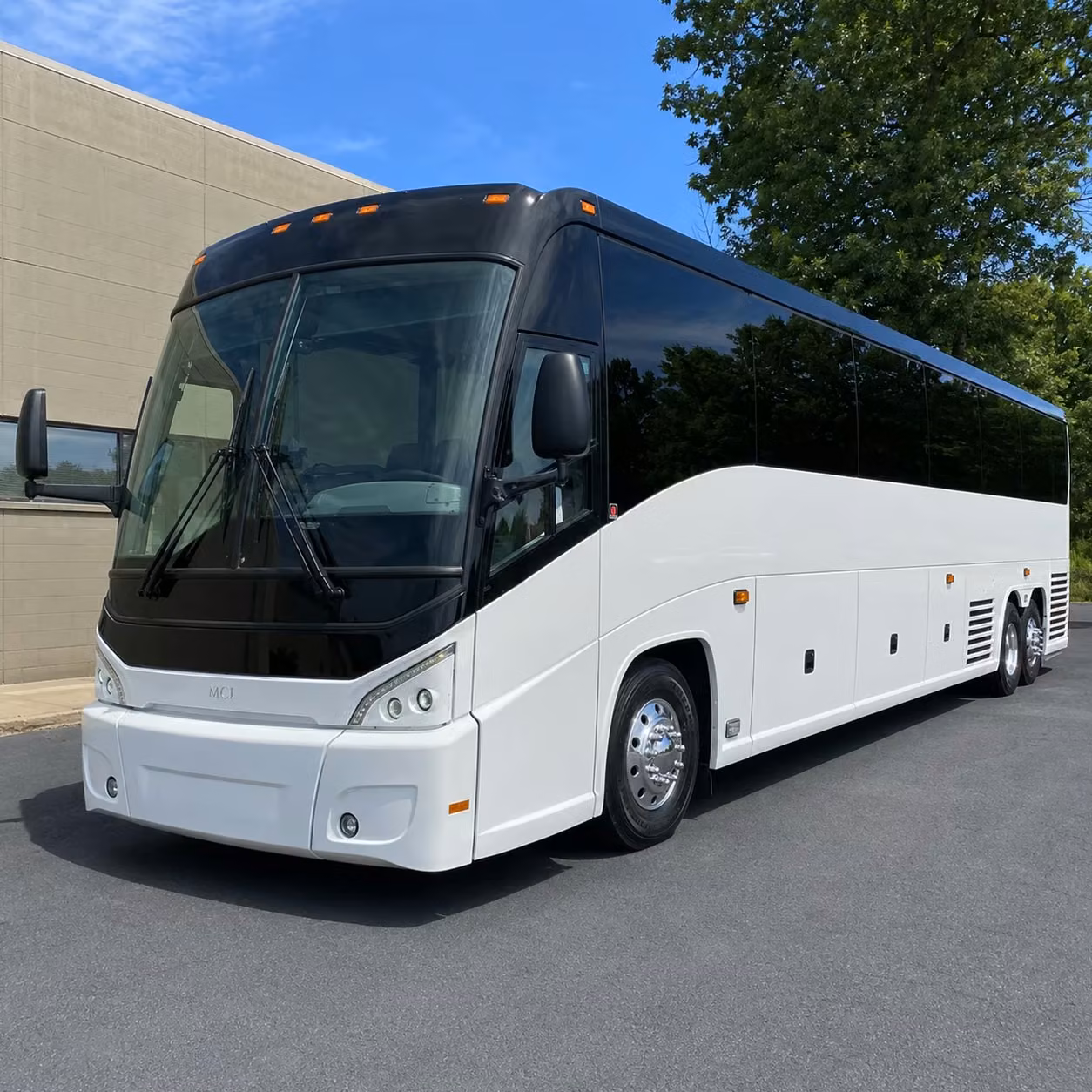 federal agency shuttle services between st charles and the greater st louis metro