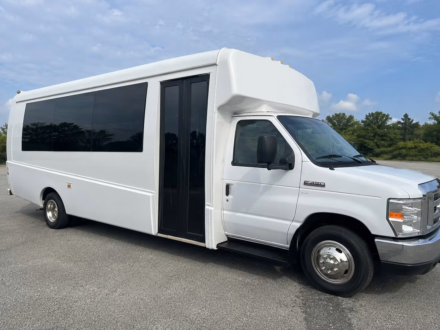 party buses for st charles prom night on the katy trail and main street